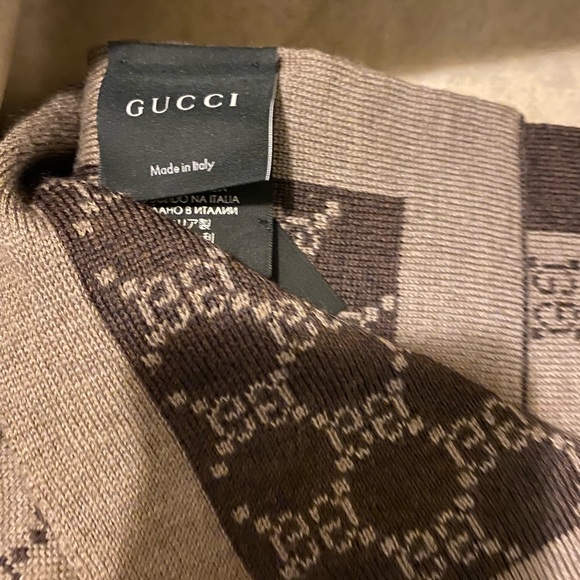 GG Gucci Knit Cashmere Scarf - Picture 15 of 15